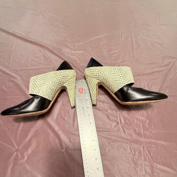 Loeffler Randall Black Leather Cream Snakeskin Colorblock 3.75”Heels Size 7 $428 - Picture 12 of 12